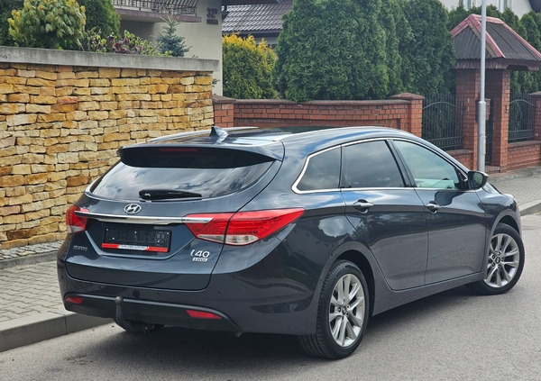 Hyundai i40 cena 40400 przebieg: 188000, rok produkcji 2015 z Ciechanowiec małe 781